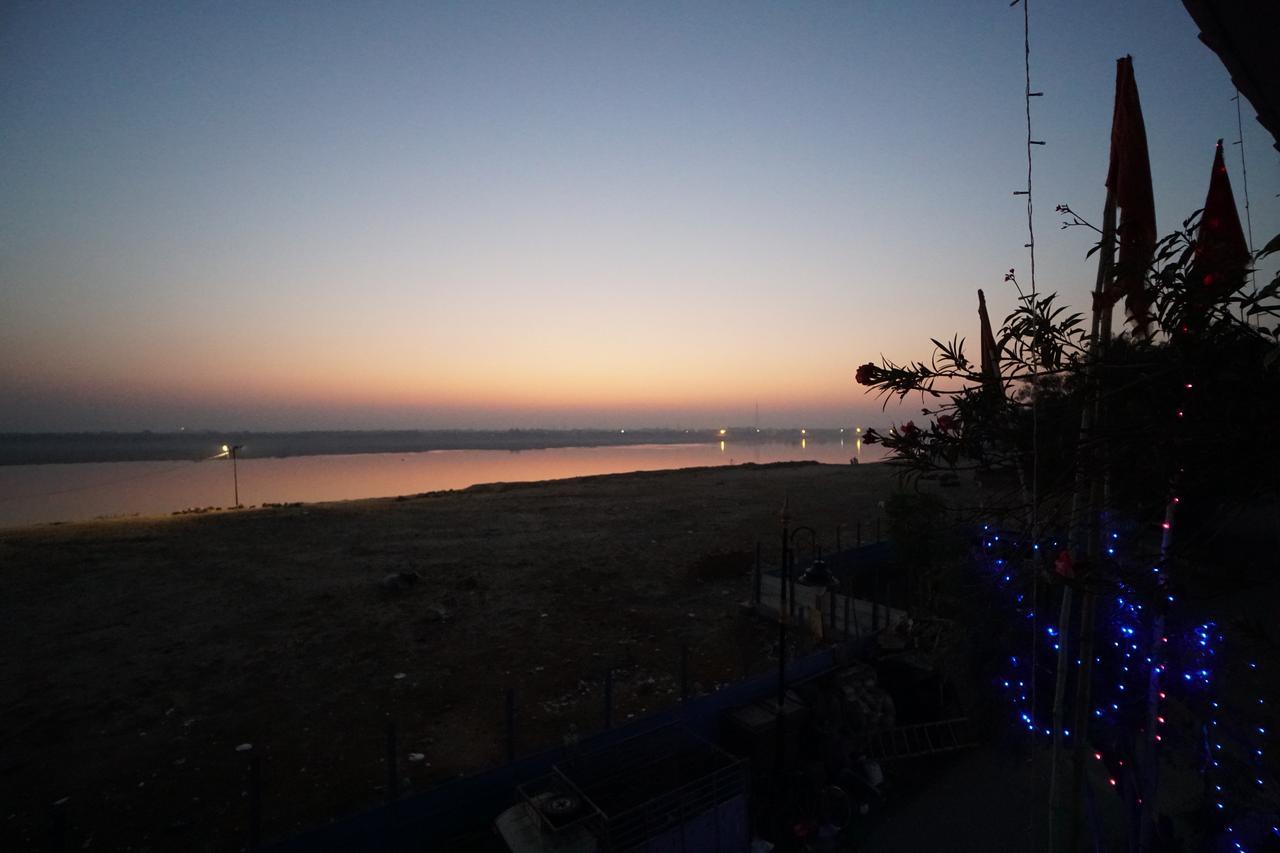 Ganga Paying Guest House Варанаси Экстерьер фото
