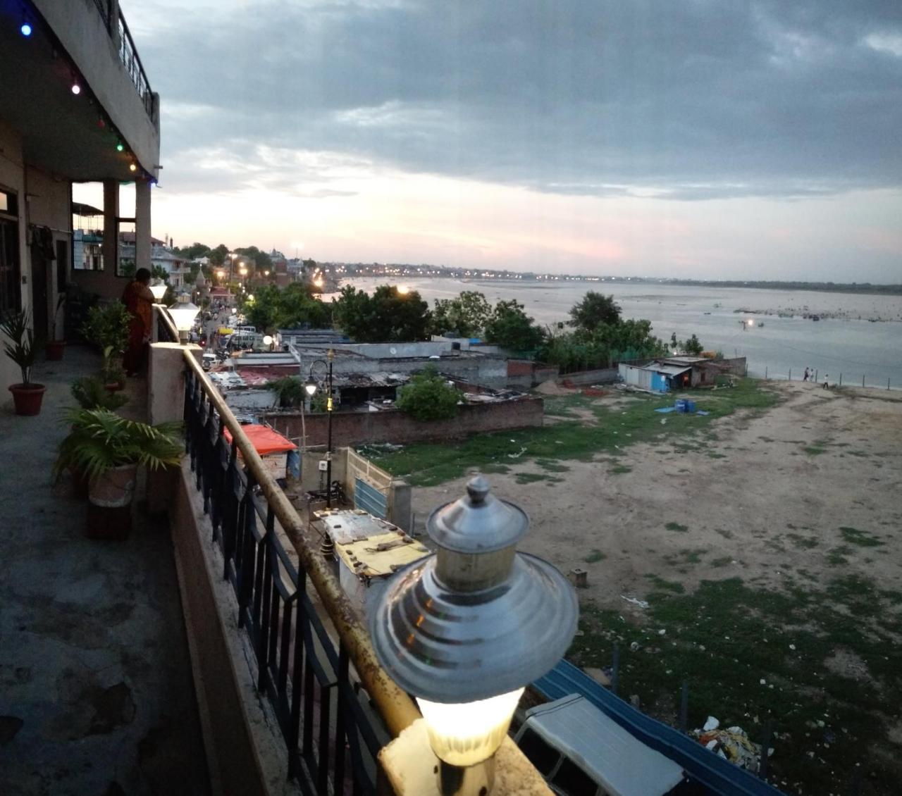 Ganga Paying Guest House Варанаси Экстерьер фото